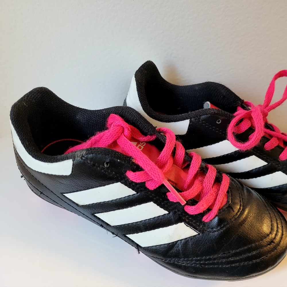 Girls Soccer Cleats